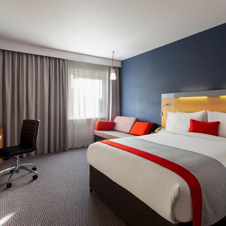 Holiday Inn Express Birmingham Redditch By Ihg Eksteriør billede