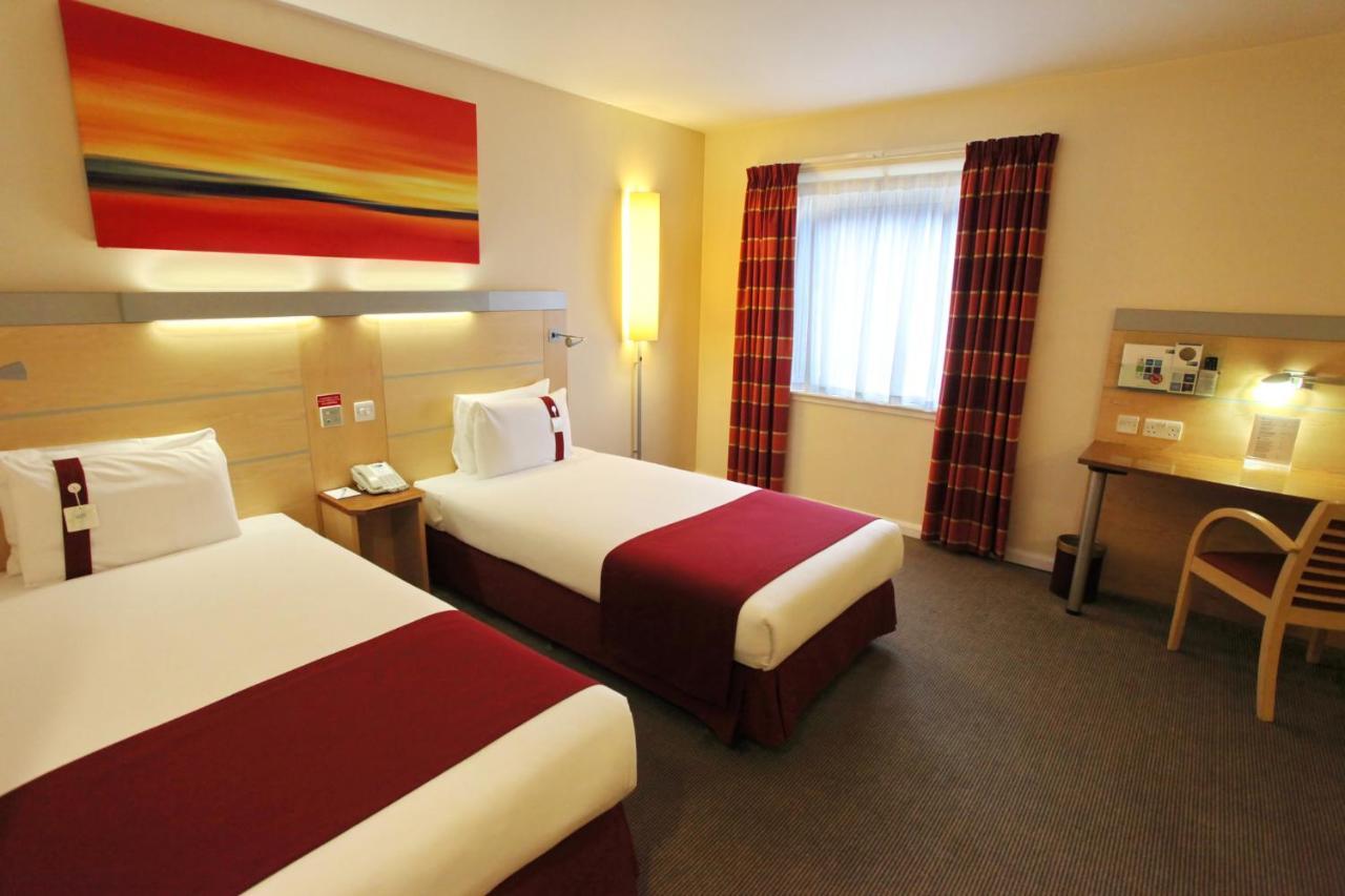 Holiday Inn Express Birmingham Redditch By Ihg Eksteriør billede