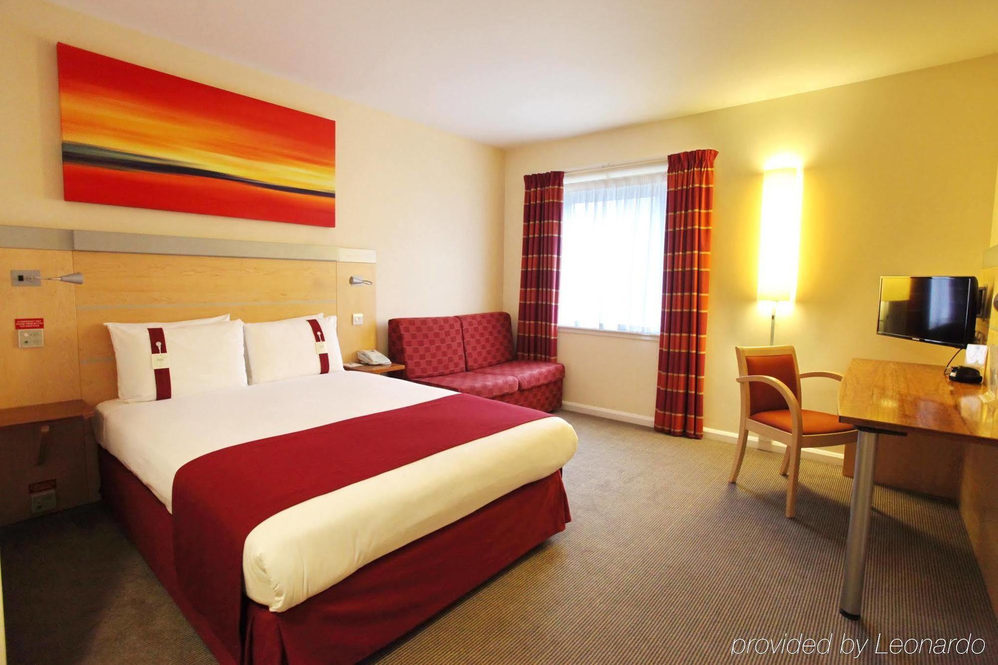 Holiday Inn Express Birmingham Redditch By Ihg Eksteriør billede
